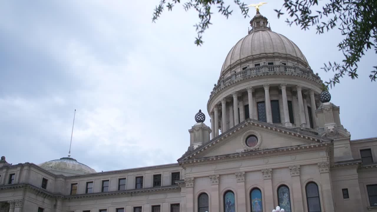 Medium rack, dome: Stormy skies over the Mississippi State Capitol building. Jackson, MS