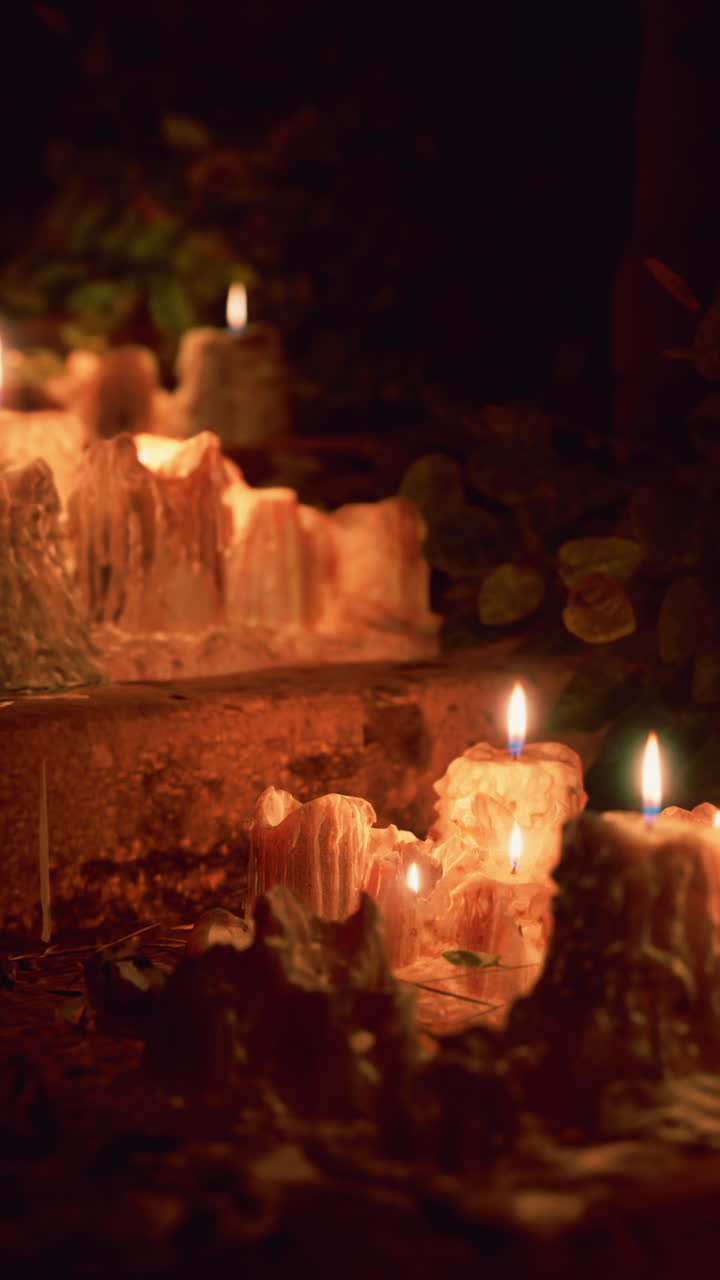 velas en una escalera