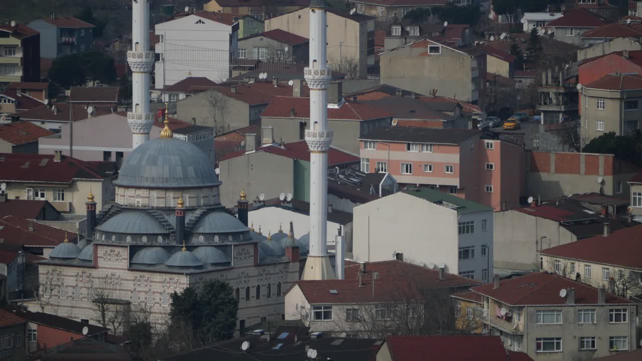 paisaje urbano con mezquita en turquía