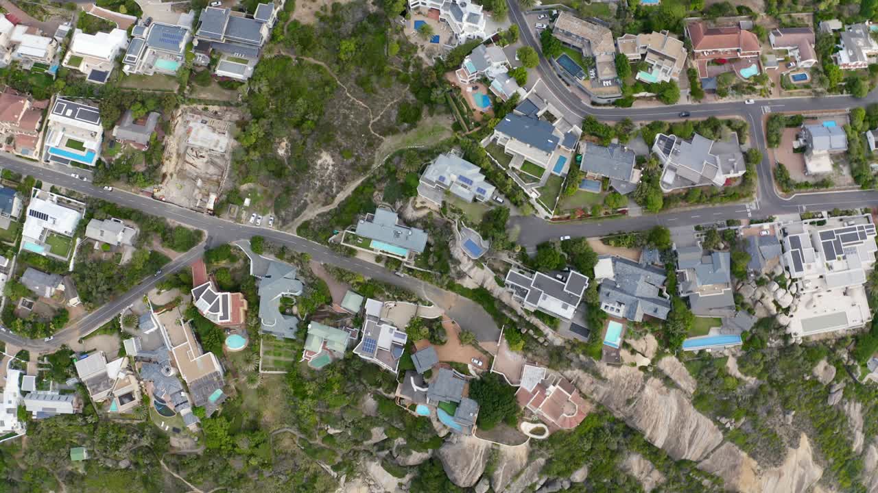 llandudno 주택 위를 날다