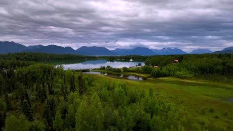 Lago-Clark-Alaska-Cerca-De-Port-Alsworth-Aéreo