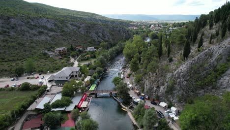 río del cañón de blagay