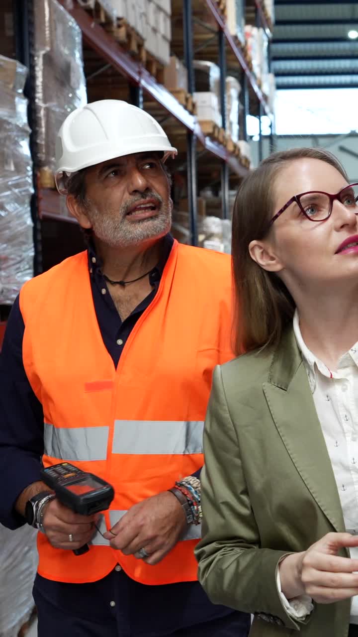 Warehouse inspection with workers