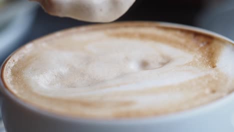cappuccino with a cookie