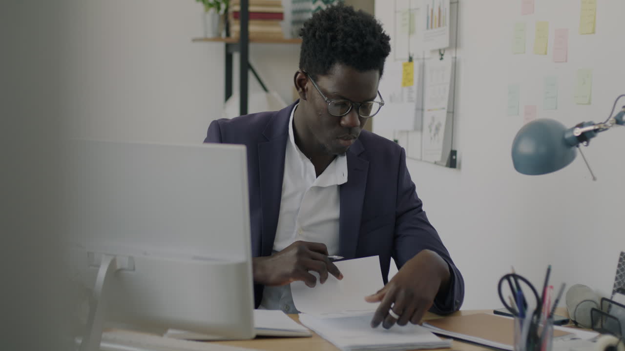 Homme affaires, fonctionnement, bureau