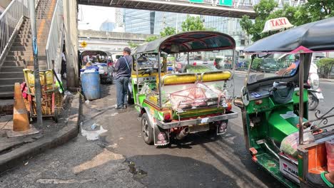 passenger experiences local market from tuk-tuk