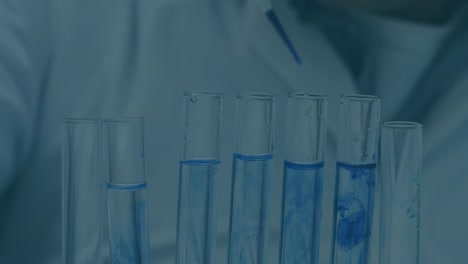 animación de moléculas sobre el científico caucásico en el laboratorio