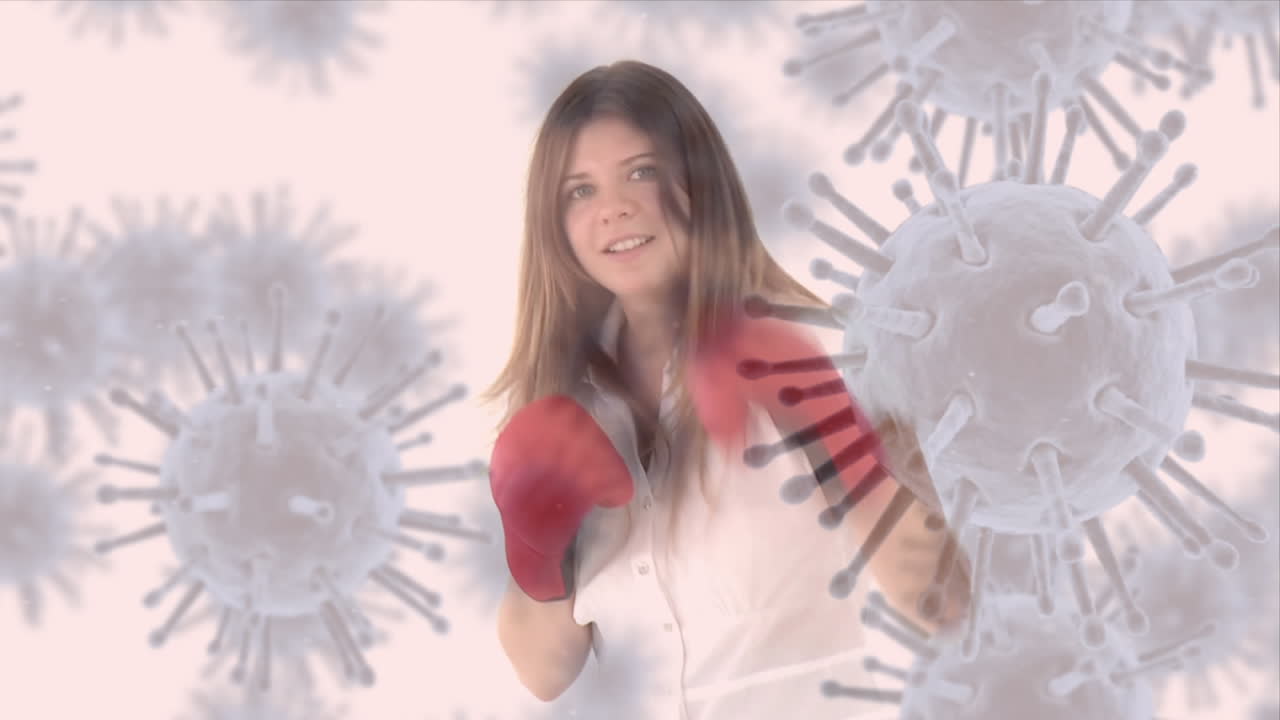 animación de la propagación del coronavirus con una chica boxeadora en el fondo