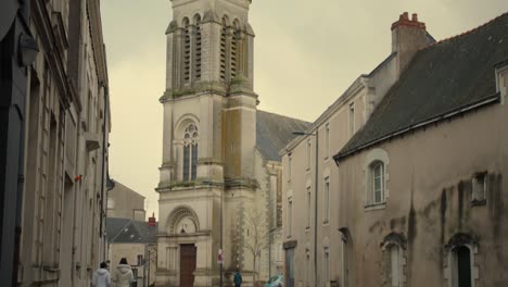 jacques church in la doutre, angers, france - tilt up