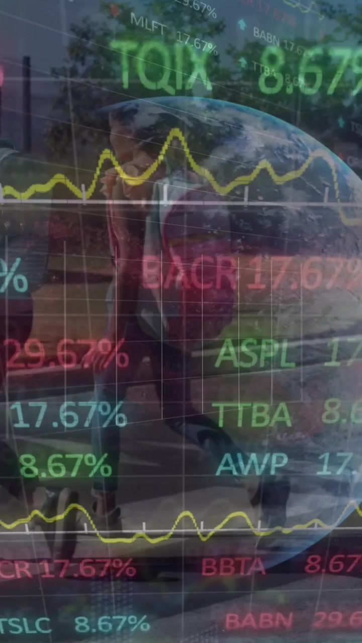 Caddeden geçen farklı kızların üzerinde küre, finansal veriler ve grafikler animasyonu