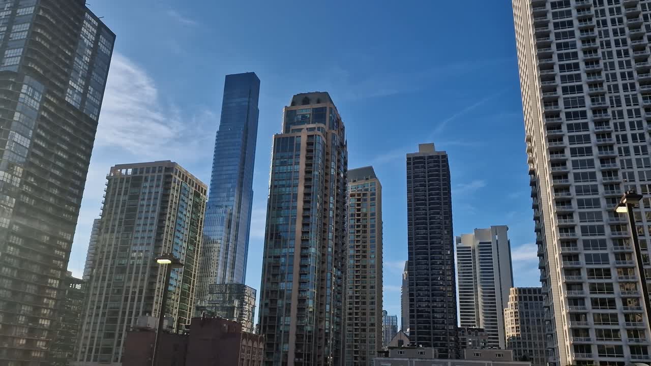 Grattacieli del centro di Chicago in una giornata di sole, panorama, Illinois, USA