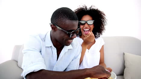 couple watching a 3d movie