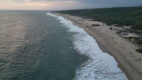 Bacocho:-El-Regalo-De-La-Naturaleza-Al-Atardecer