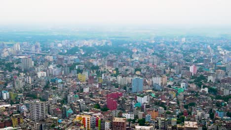 dhaka, capital del país del tercer mundo bangladesh, vista aérea de la ciudad