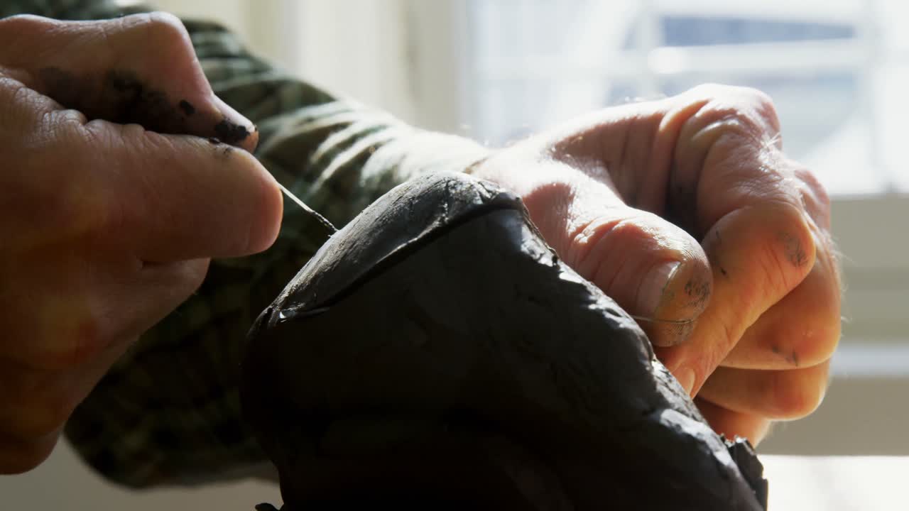 진 ⁇  조각 작업 을 하는 장인 4k