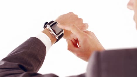 Businessman-using-smartwatch