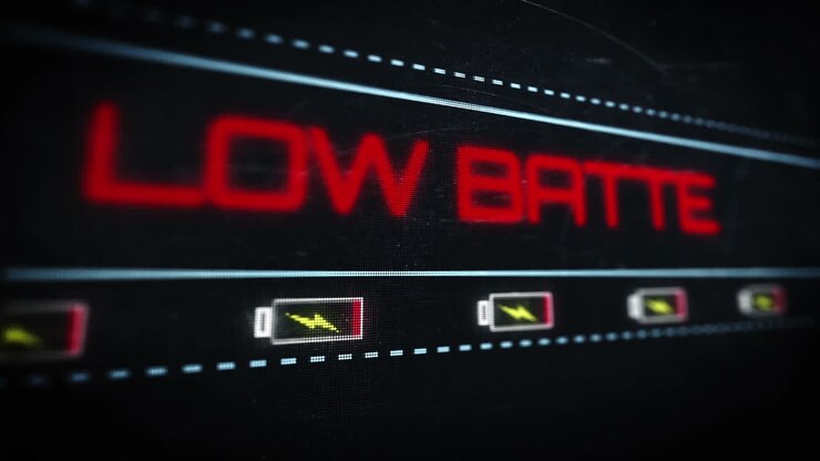 Avviso batteria scarica in stile pixel.