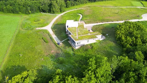 Aerial-orbit-of-Battelle-Darby-Metro-Park-Nature-Center,-Ohio