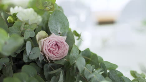 natural rose arrangements for weddings