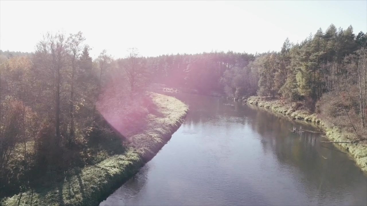 Droneflyvning over parken i Litauen