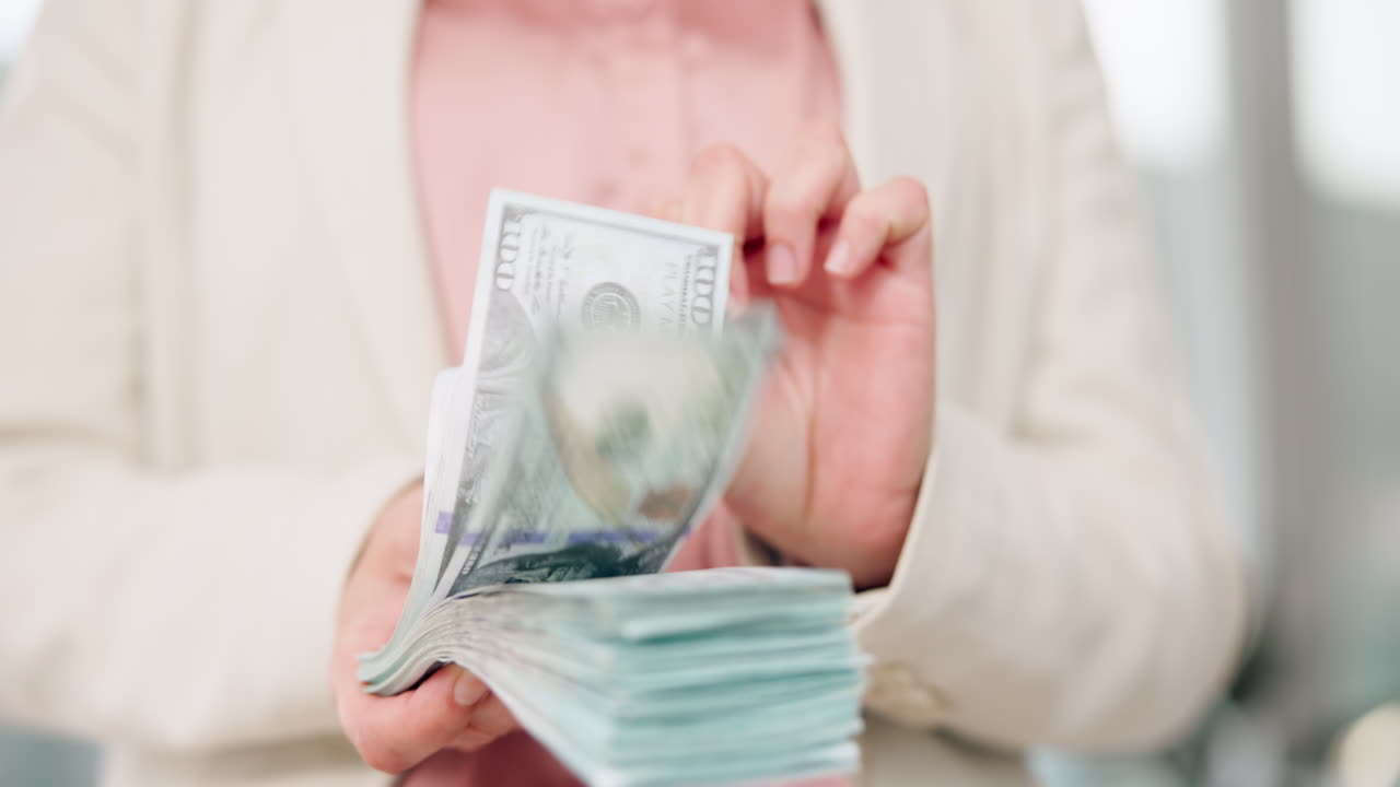 사람 손, 승자 및 돈 또는 현금 이익