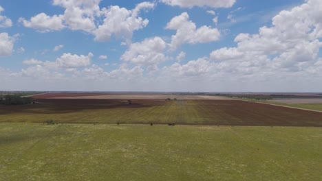 vista aérea de los campos agrícolas