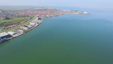 antena: el famoso pueblo pesquero-puerto yerseke en los países bajos