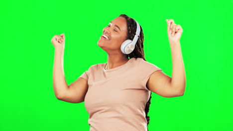 Green-screen,-woman-and-dance-to-music-with-smile