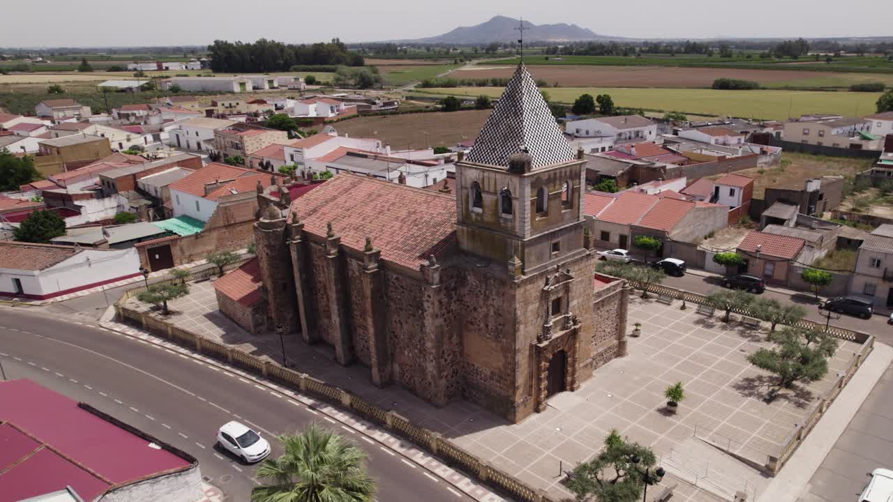 Aerial Reveal: Santiago Ap&oacute;sto church in Torremayor village, Spain