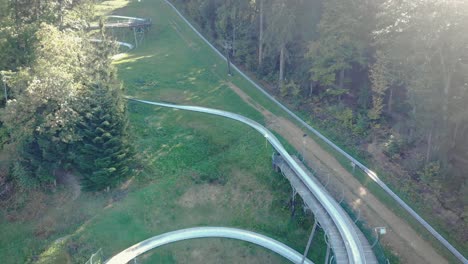 punto de vista aéreo sobre la ubicación turística de bob kart