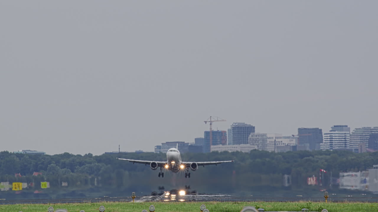 aproximación de aterrizaje del avión