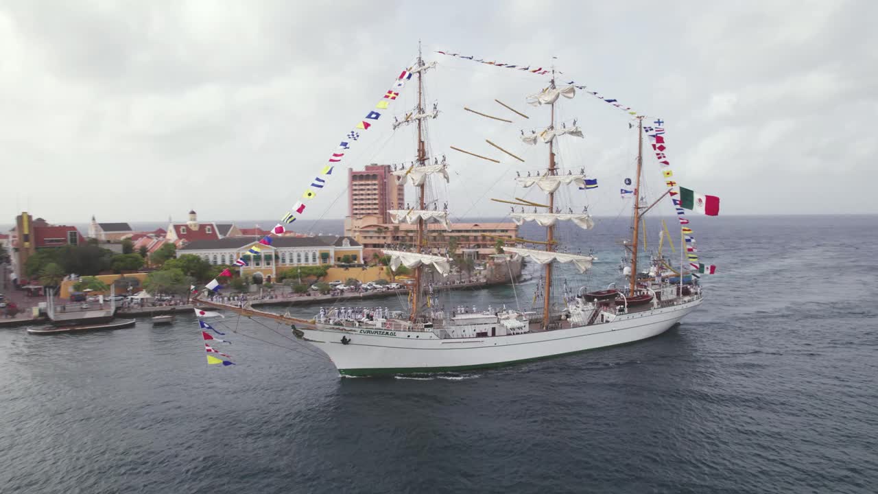 velas latinoamerica curacao 2022 도착