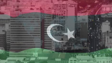 animación de mapas e iconos de bitcoin sobre la bandera de libia contra el lapso de tiempo de los vehículos en la calle