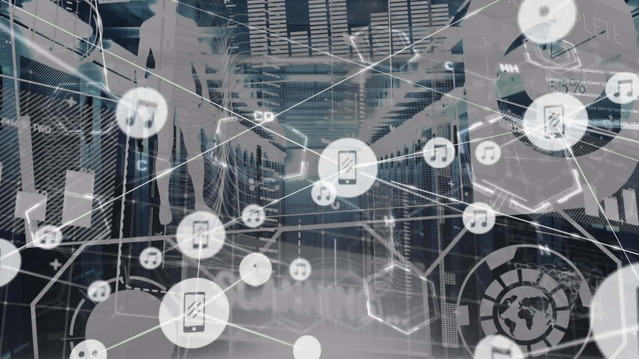 Animation von verbundenen Symbolen, Grafiken, Computersprache und medizinischer Schnittstelle über einem Serverraum
