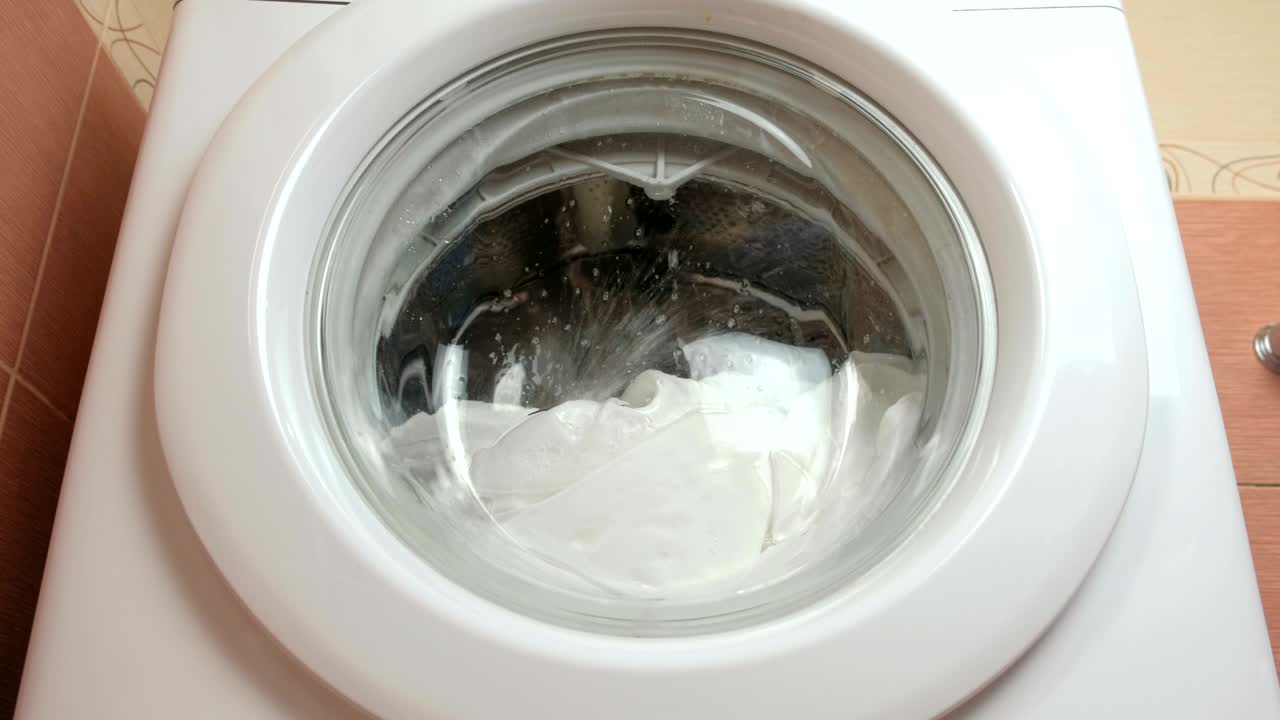 린은 세탁기에서 습니다.