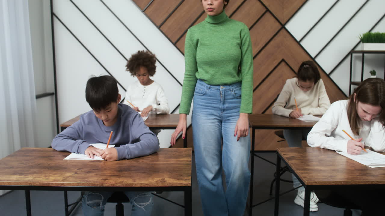 estudiantes en la escuela