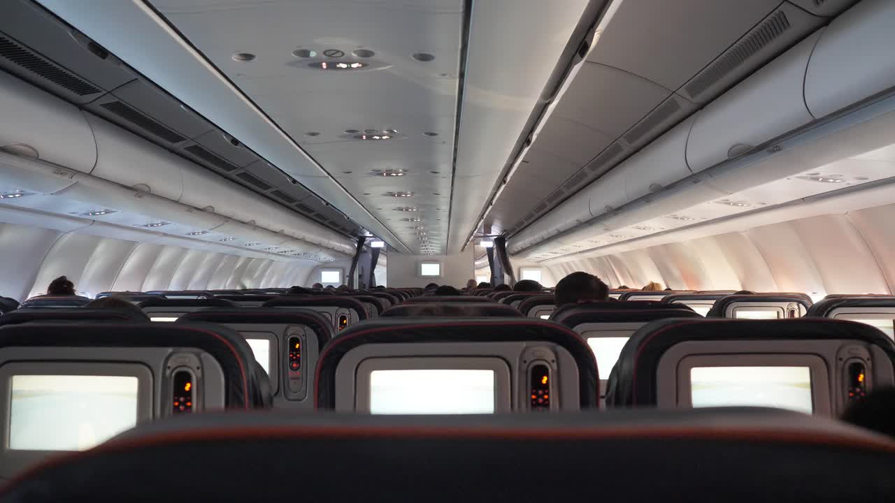 interior de la cabina del avión