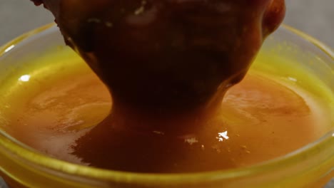 chicken wings in mustard sauce