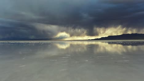 Salzsee-Von-Bonneville,-Utah,-USA