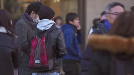 Close-Up-of-Pedestrians-in-Tokyo