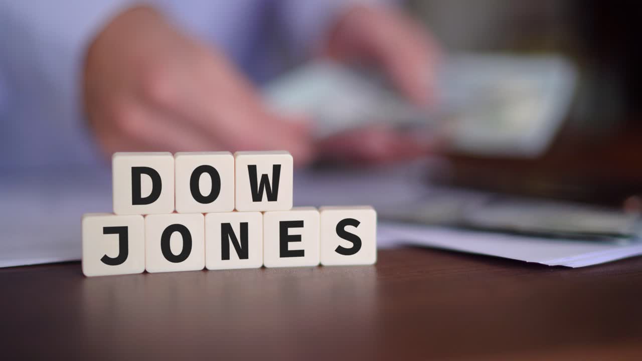 concepto de invertir en el mercado de valores de dow jones