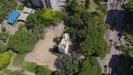 Hosmasa-Museum-holon---located-on-a-sand-dune-in-the-heart-of-the-city