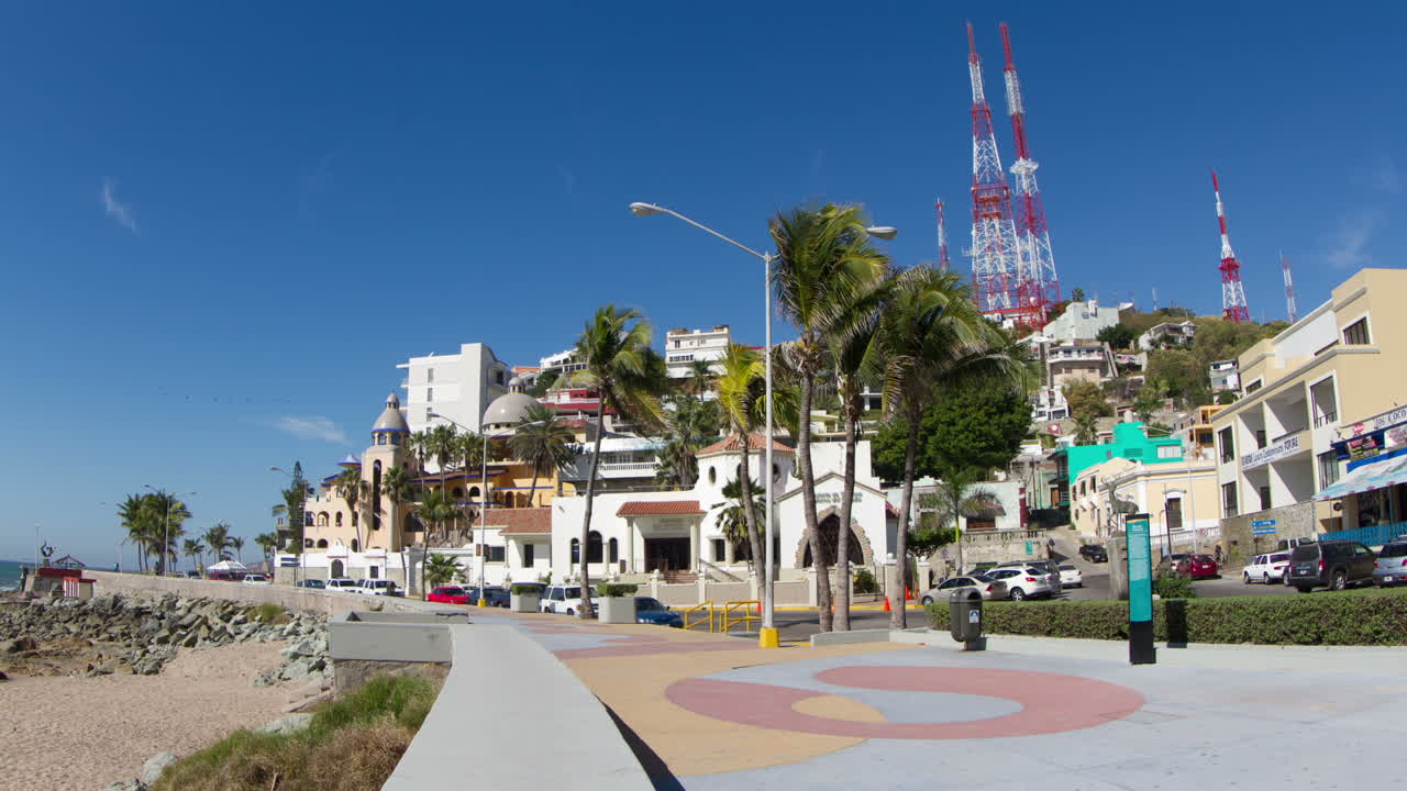 마사틀란 말레콘 00