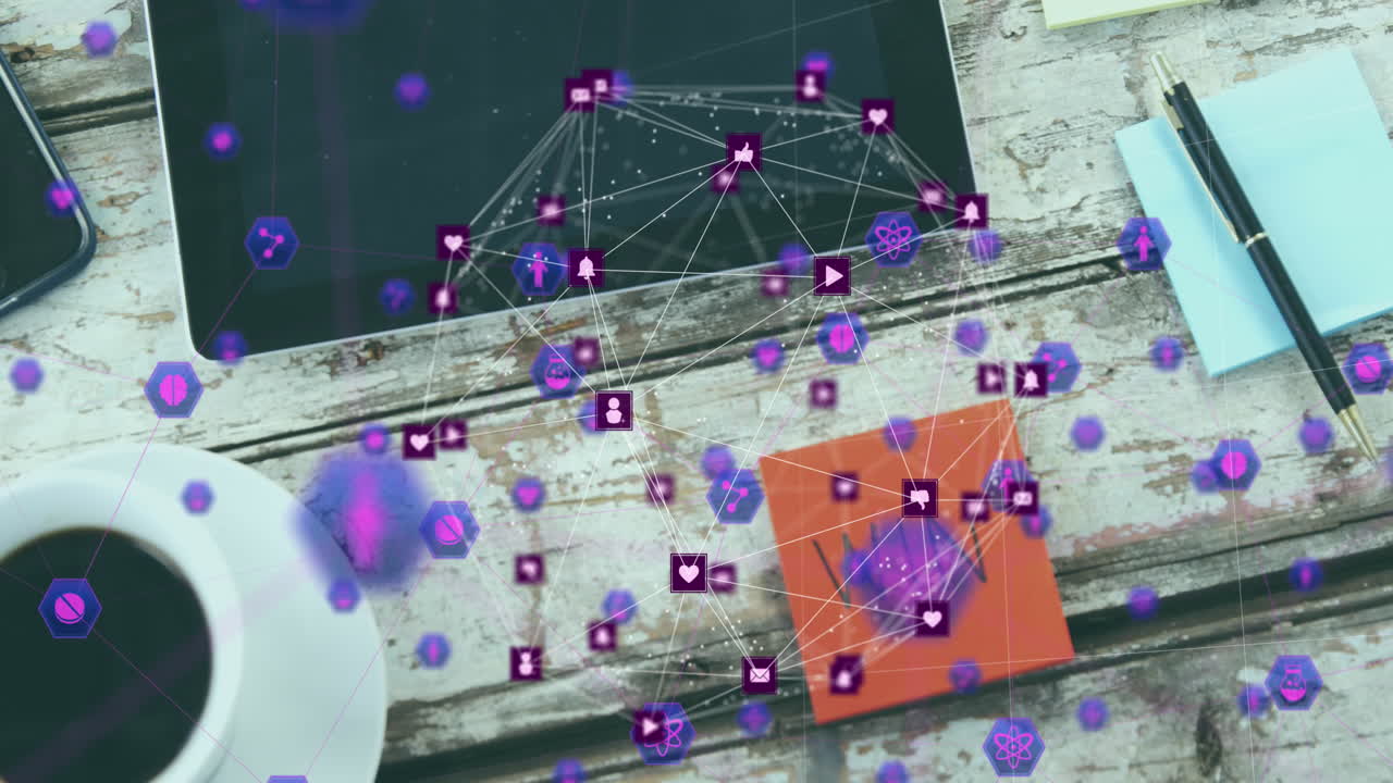 animación de globo de iconos digitales sobre tableta digital, notas y taza de café en una mesa de madera.