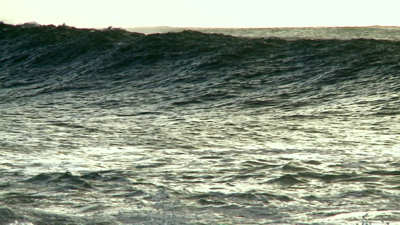 cresta y rotura de olas grandes 1
