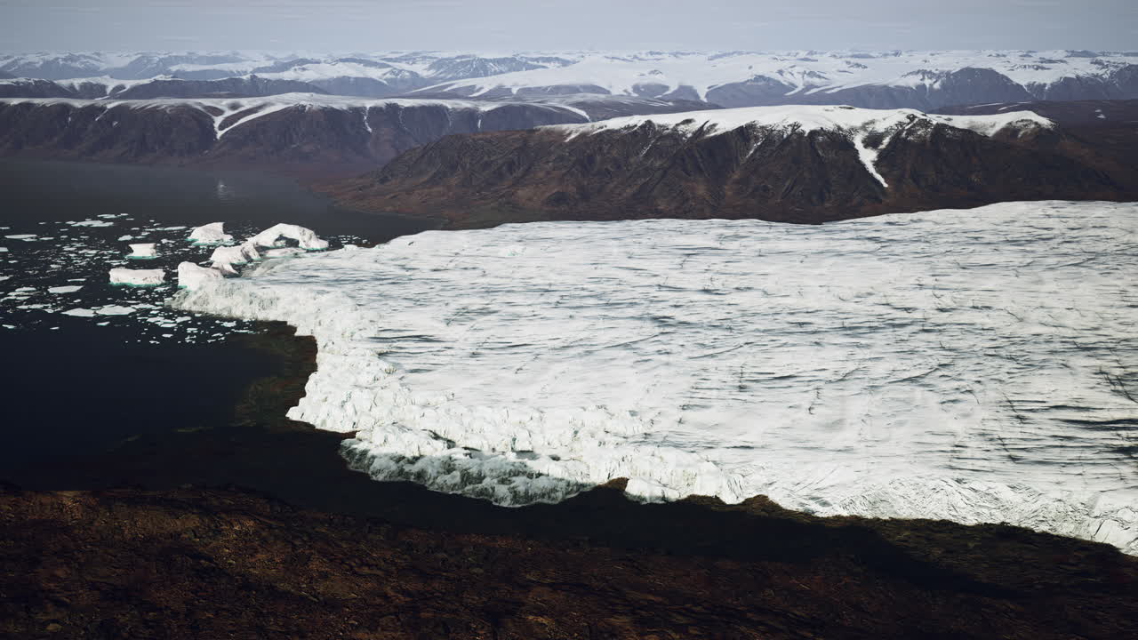 ландшафтный вид залива ледников аляски