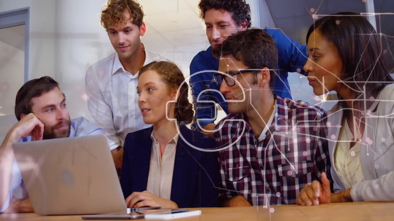 animación del símbolo del euro y senderos de luz contra diversos colegas que discuten juntos en la oficina