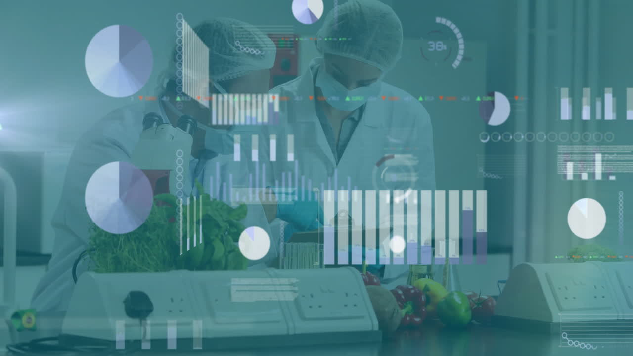 análisis de muestras, científicos en abrigos de laboratorio con animación de procesamiento de datos en el laboratorio