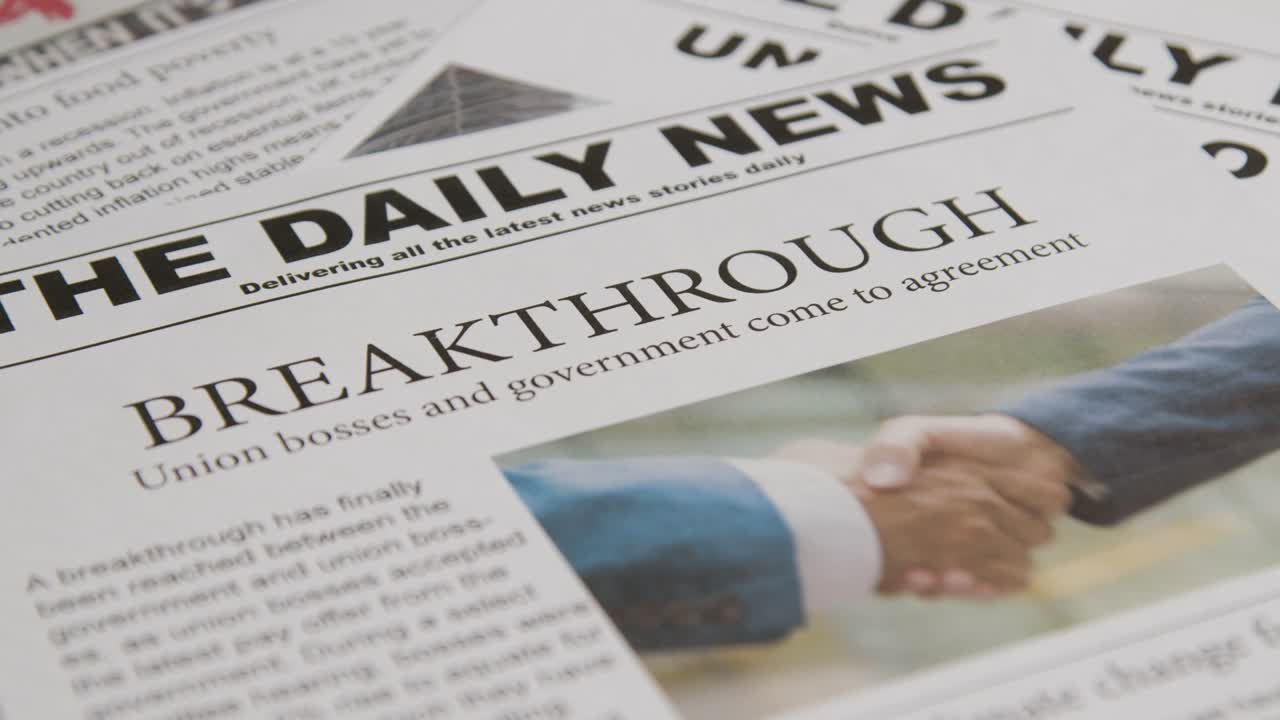 titular de periódico sobre negociaciones de huelga en conflicto sindical 2