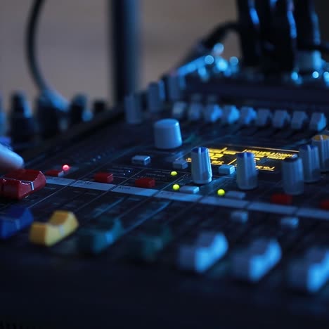 hand of the sound producer